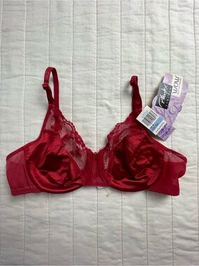Vintage Playtex Unlined Satin Red Lace Underwire Bra 34B
